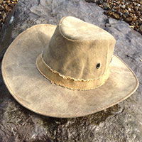 Order Wide Brim Amazonas Small Tarp Hat